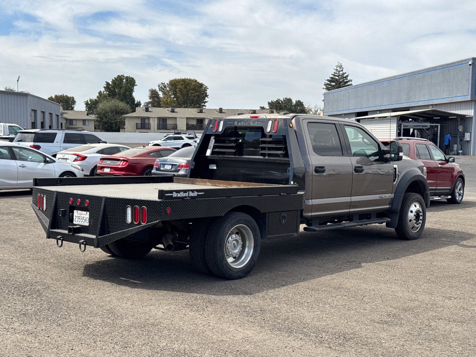 Used 2022 Ford F550 4x4 Crew Cab Super Duty w/ XLT Value Package image 3