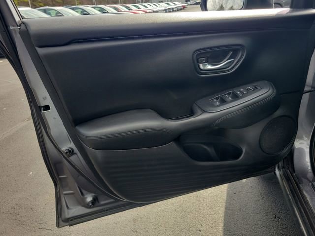 Certified 2024 Honda HR-V LX image 38