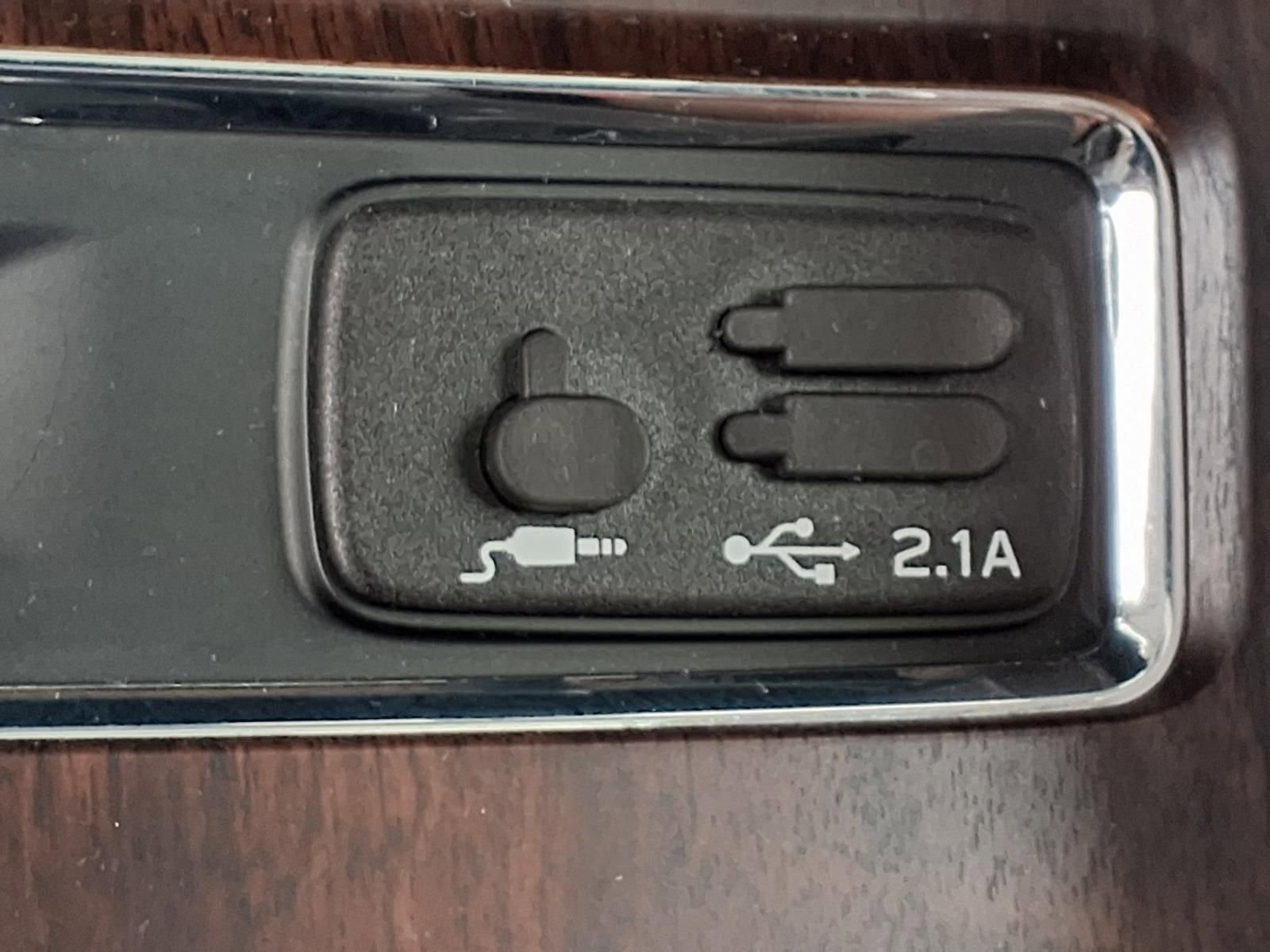 Used 2019 Subaru Ascent Touring w/ Popular Package #3 AWD/4WD image 21