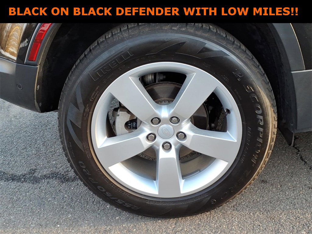 Used 2024 Land Rover Defender 110 S image 8