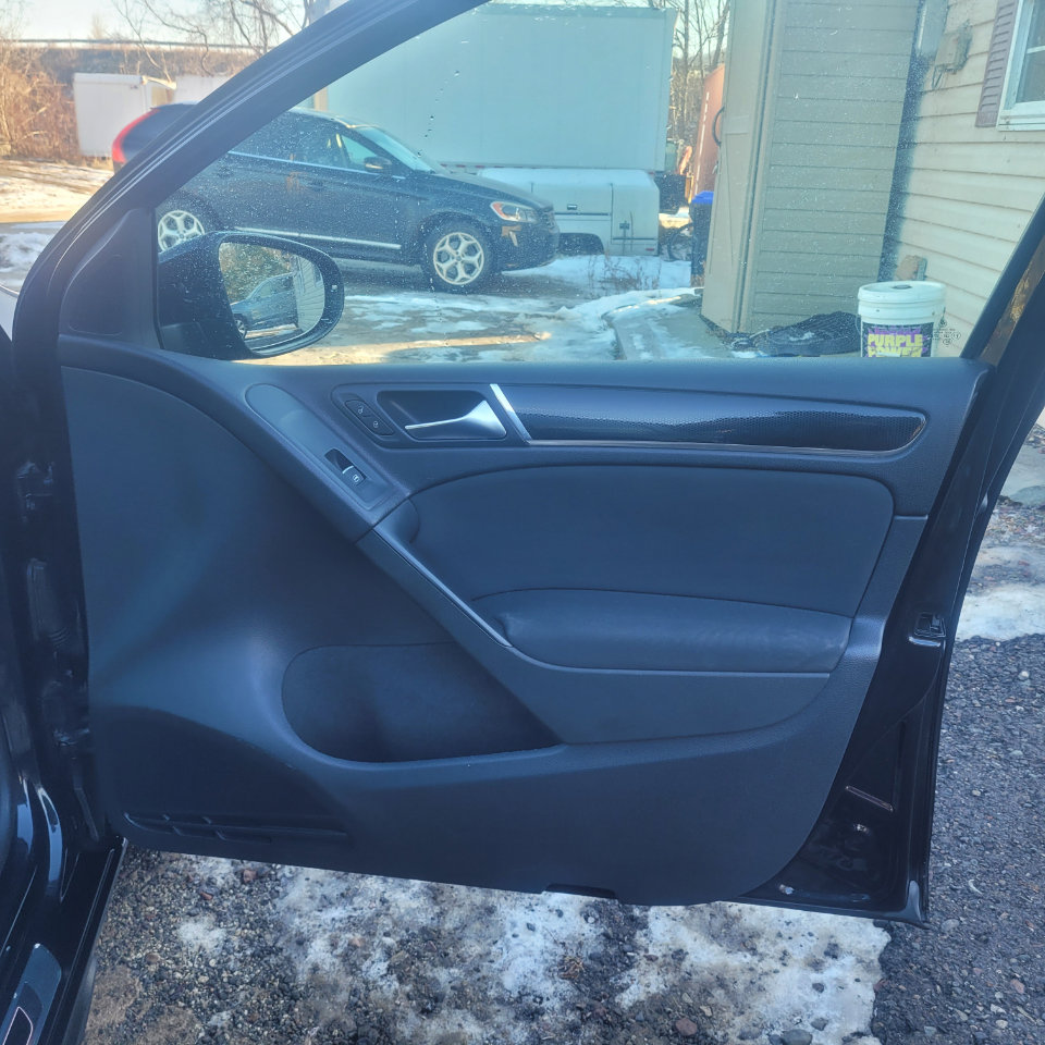 Used 2013 Volkswagen Golf 4-Door image 21