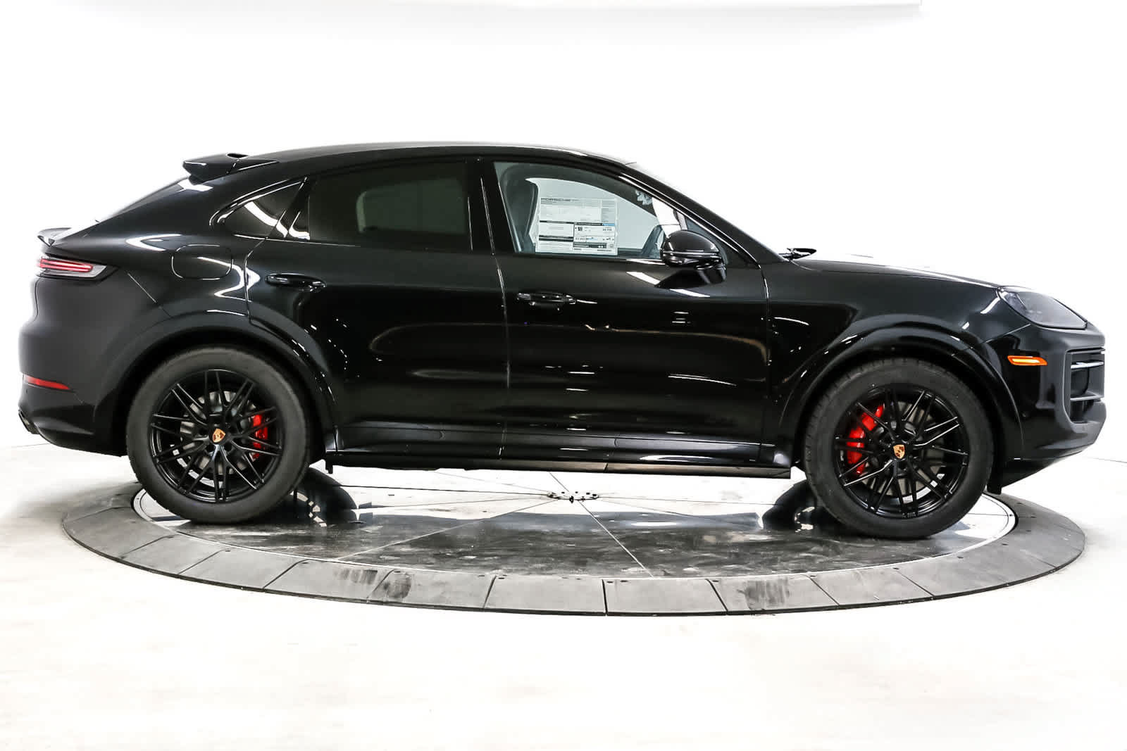 New 2026 Porsche Cayenne GTS AWD/4WD image 8