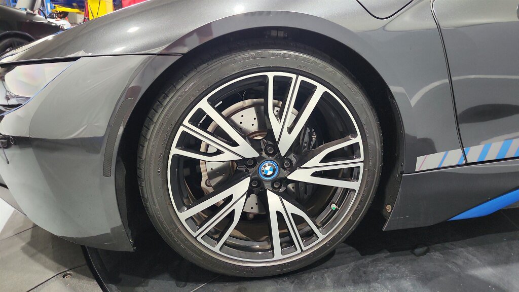 Used 2014 BMW i8 AWD/4WD image 39
