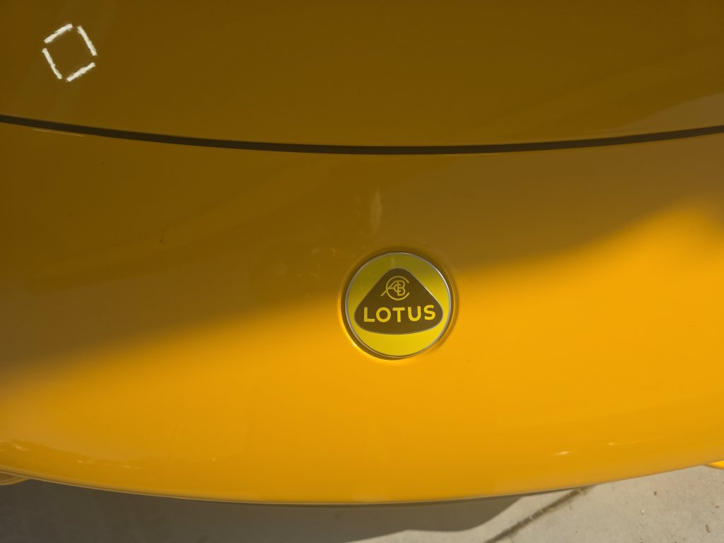 Used 2025 Lotus Emira RWD image 32