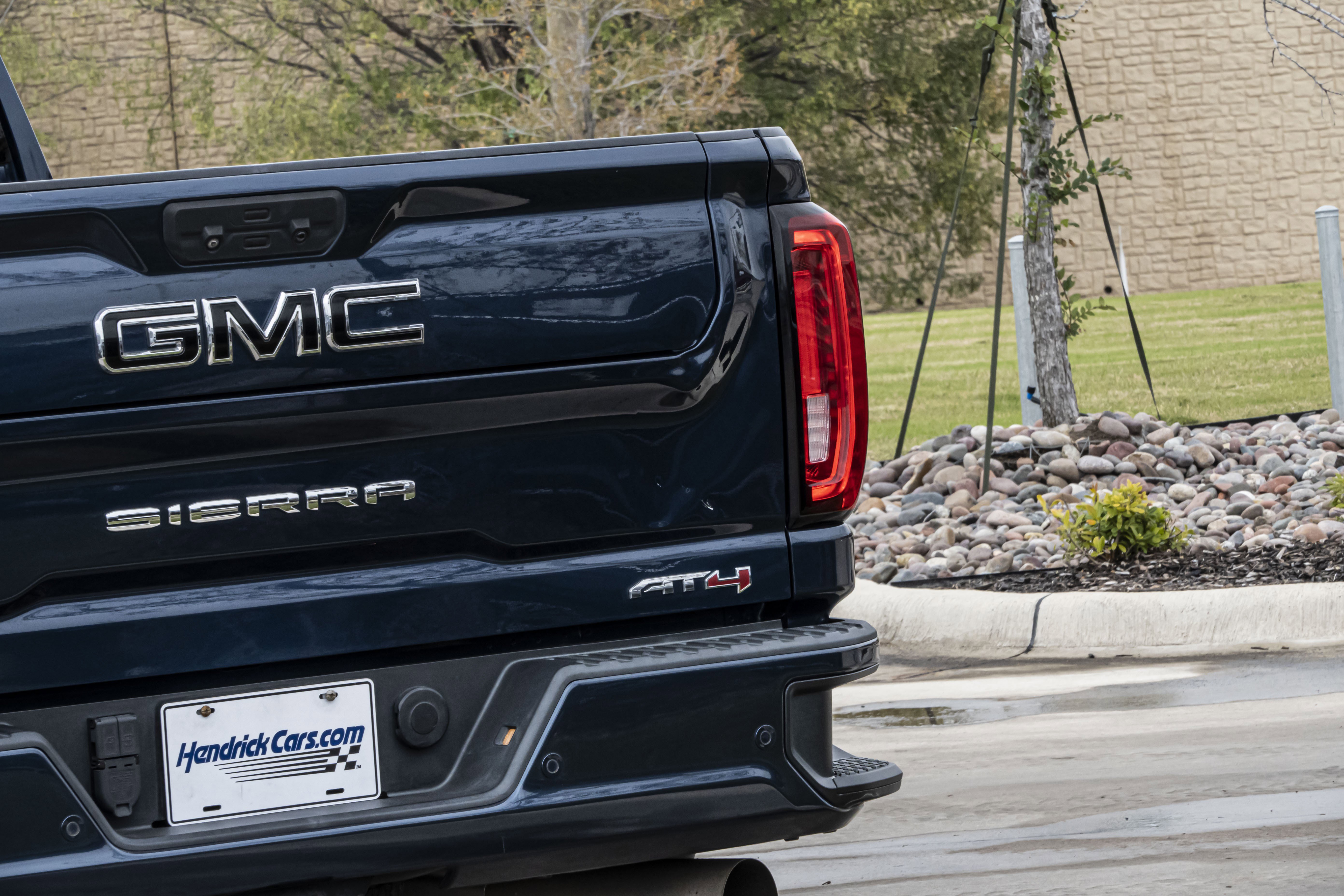 Used 2020 GMC Sierra 3500 AT4 w/ Technology Package image 8