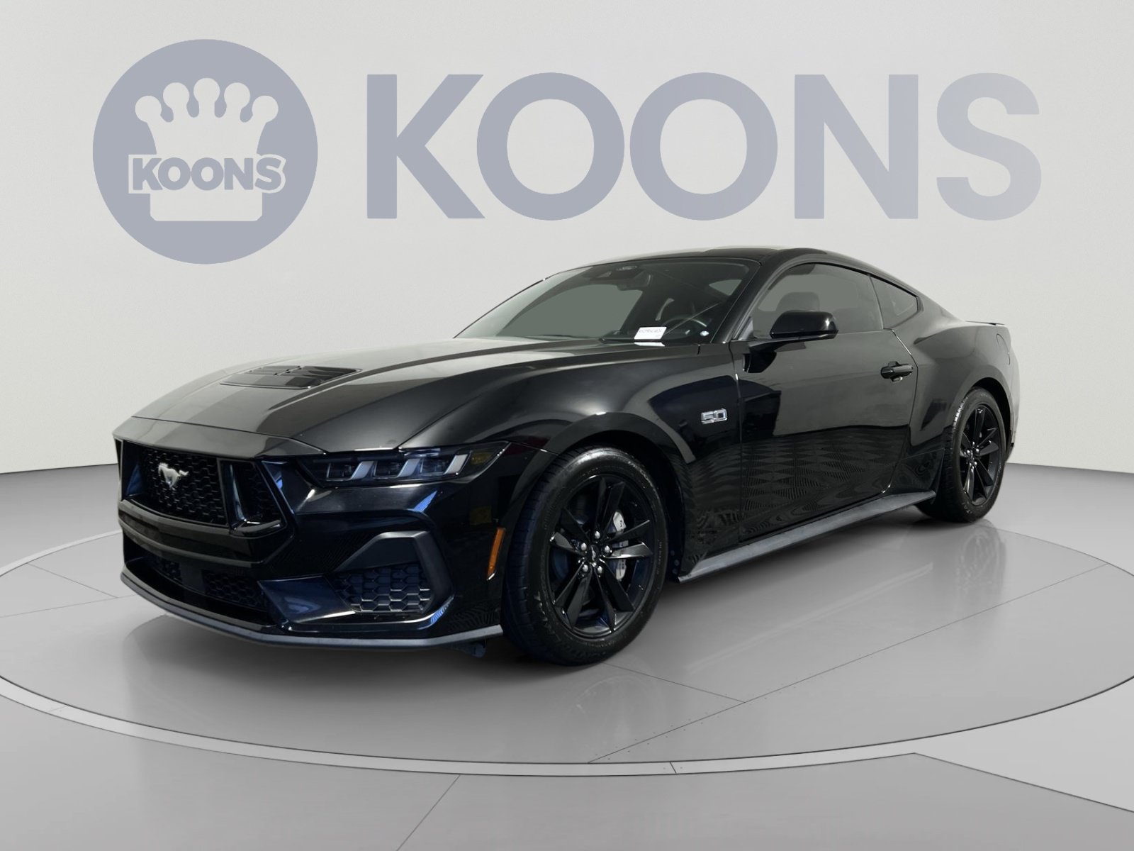 Used 2024 Ford Mustang GT RWD image 1