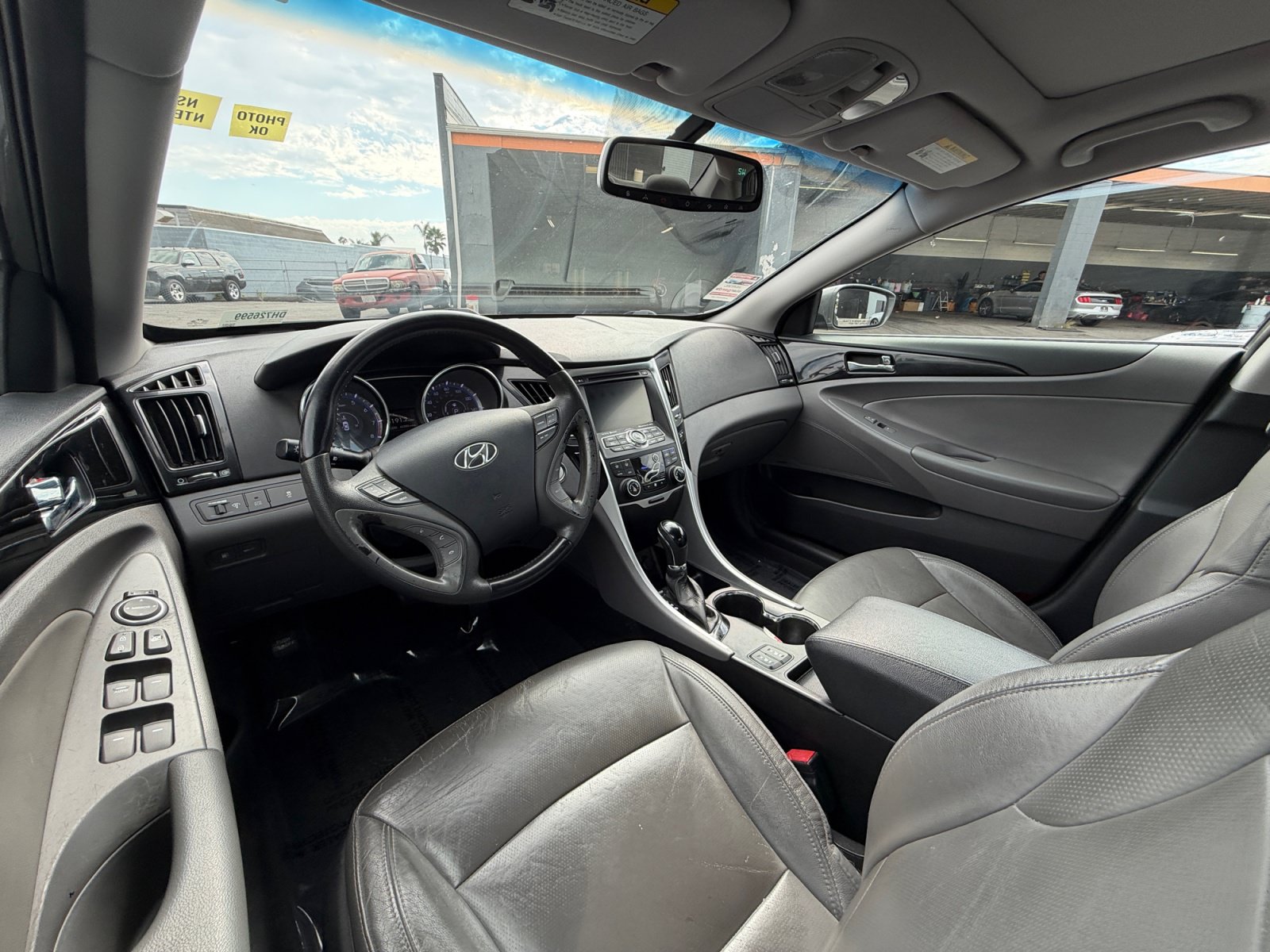 Used 2013 Hyundai Sonata Limited w/ Premium Pkg FWD image 20