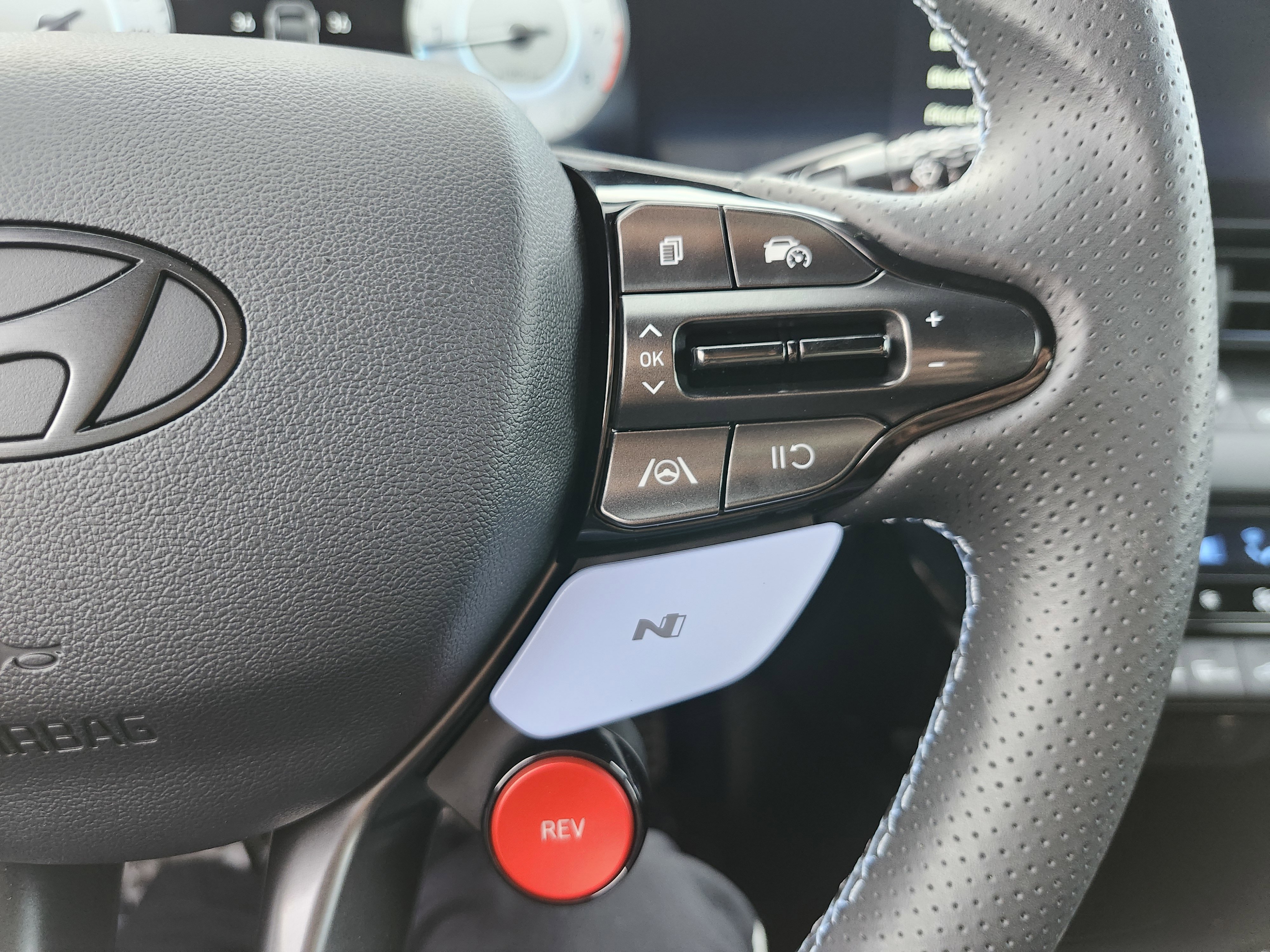 Used 2025 Hyundai Elantra N FWD image 35