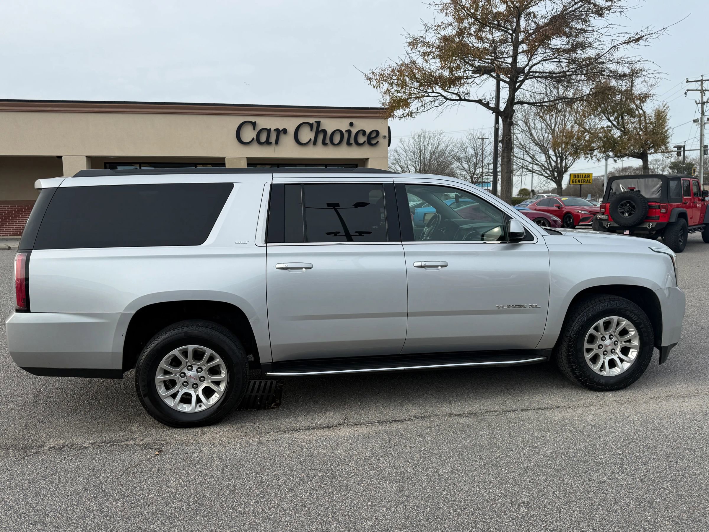 Used 2018 GMC Yukon XL SLT w/ Open Road Package image 6
