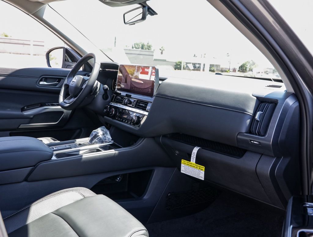 New 2026 Nissan Pathfinder SL FWD image 19