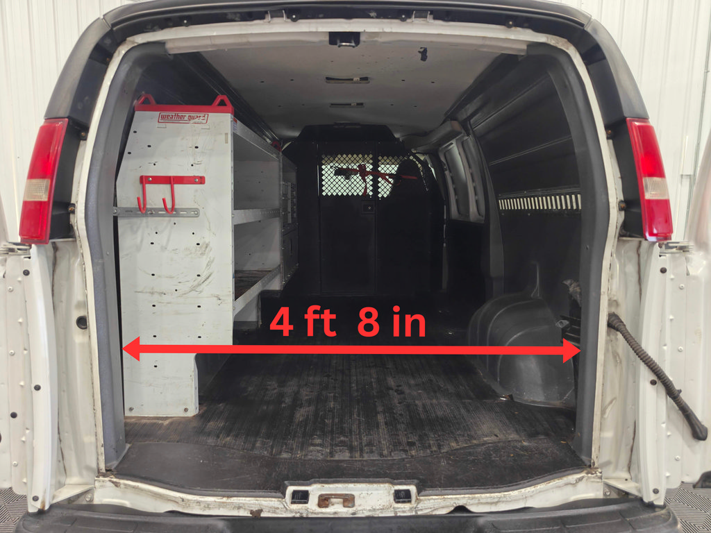 Used 2017 Chevrolet Express 2500 RWD image 26