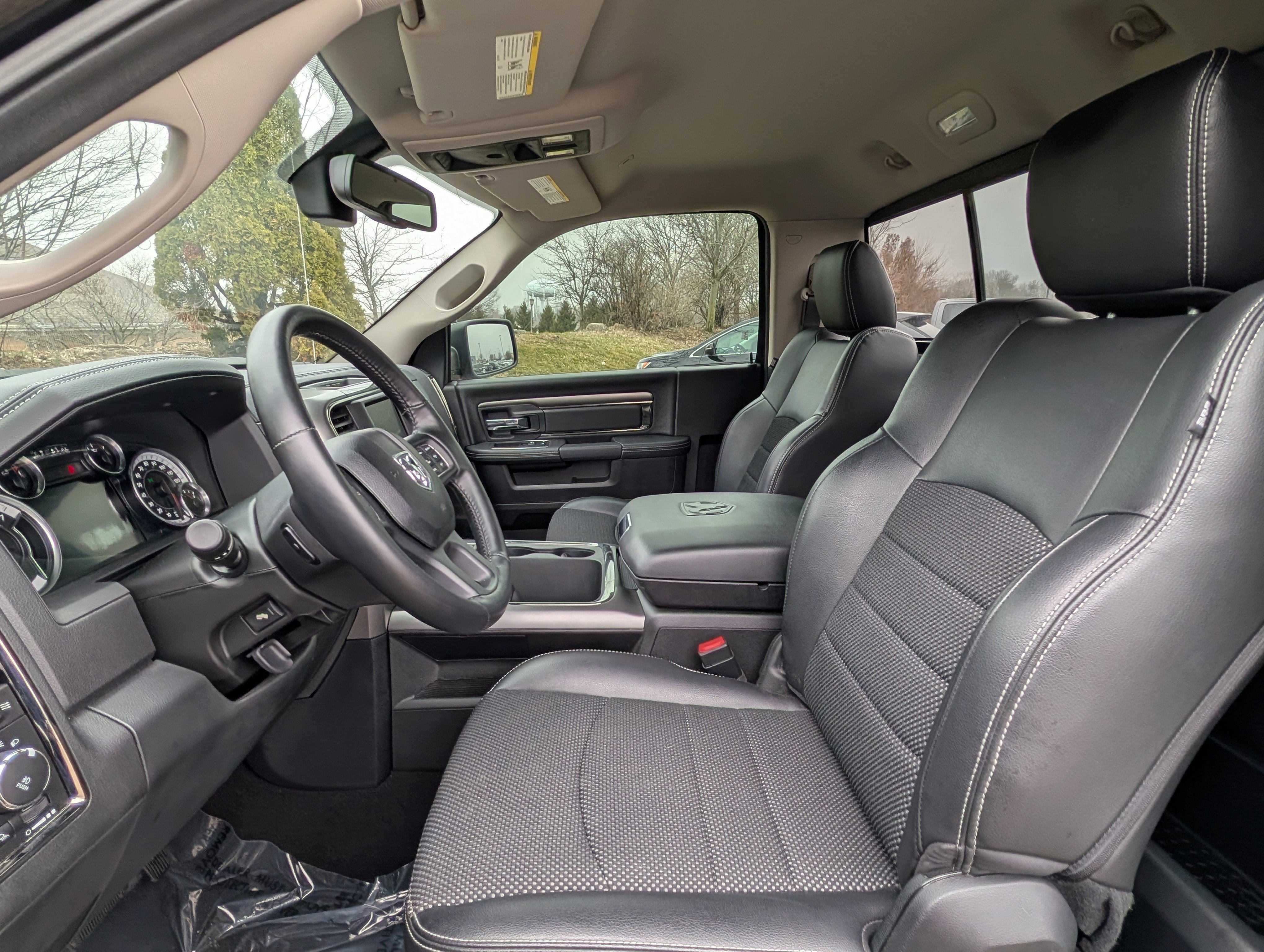 Used 2017 RAM 1500 Sport w/ Black Ram 1500 Sport Group image 11