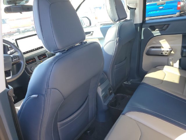 Used 2025 Ford Maverick Lariat AWD/4WD image 14