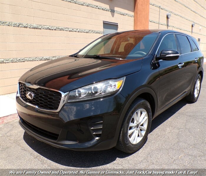 Used 2019 Kia Sorento L FWD image 3