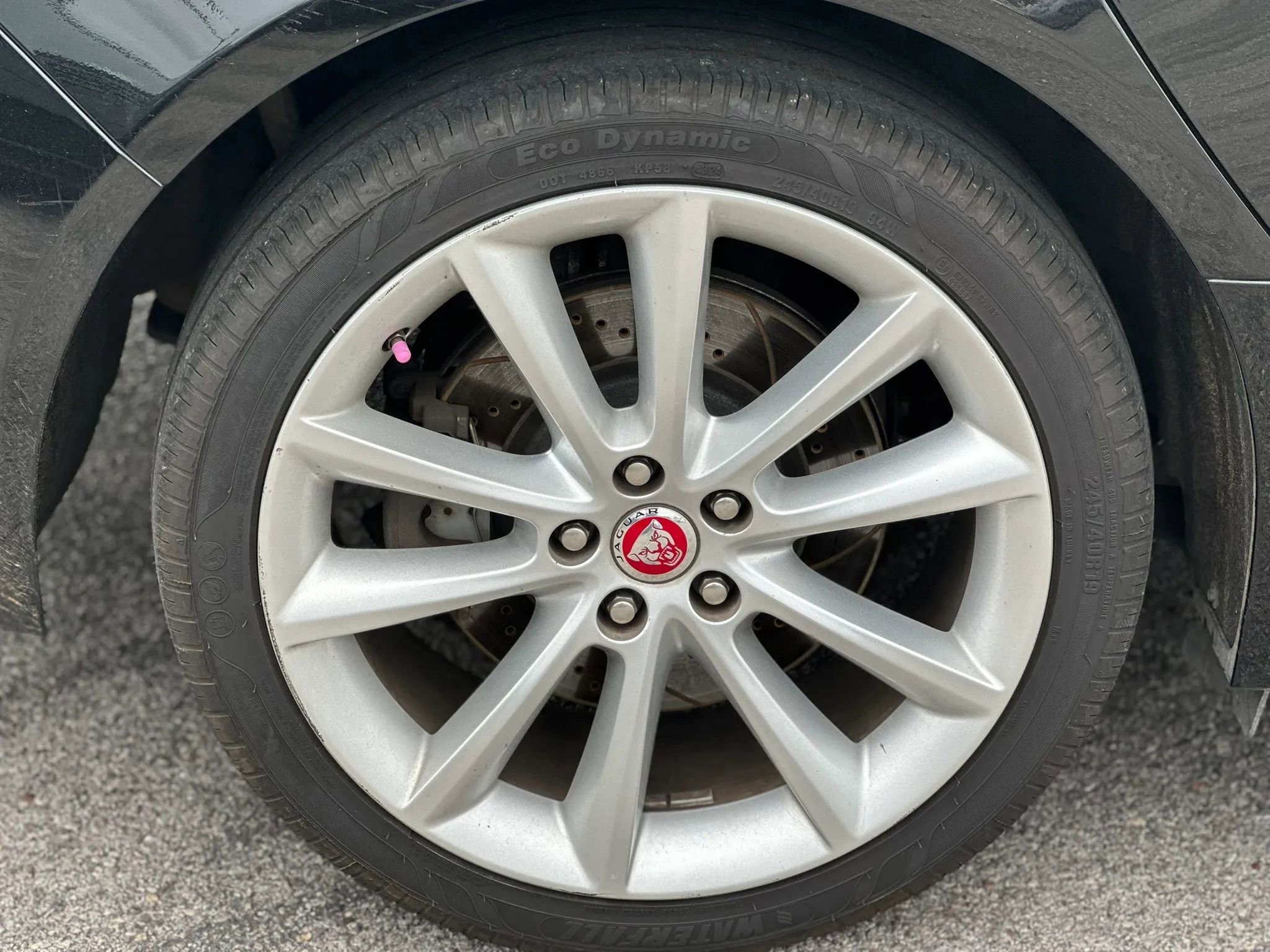 Used 2017 Jaguar XF R-Sport AWD/4WD image 24