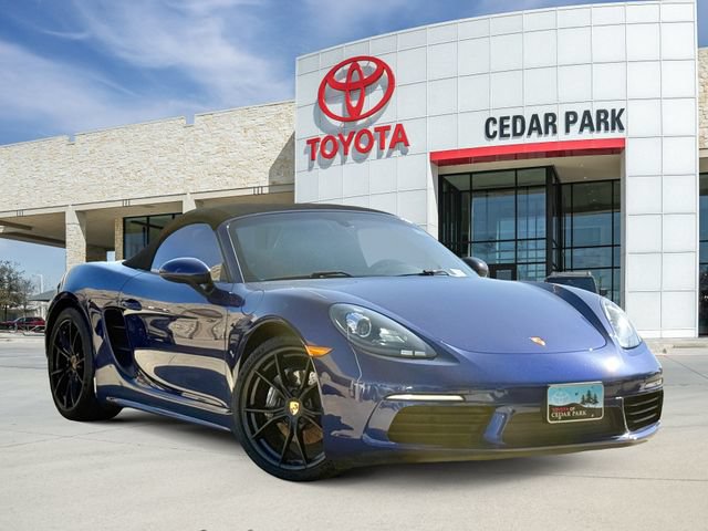 Used 2020 Porsche 718 Boxster RWD image 1