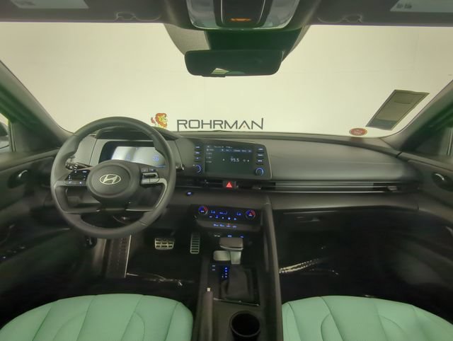 New 2026 Hyundai Elantra Sport FWD image 19