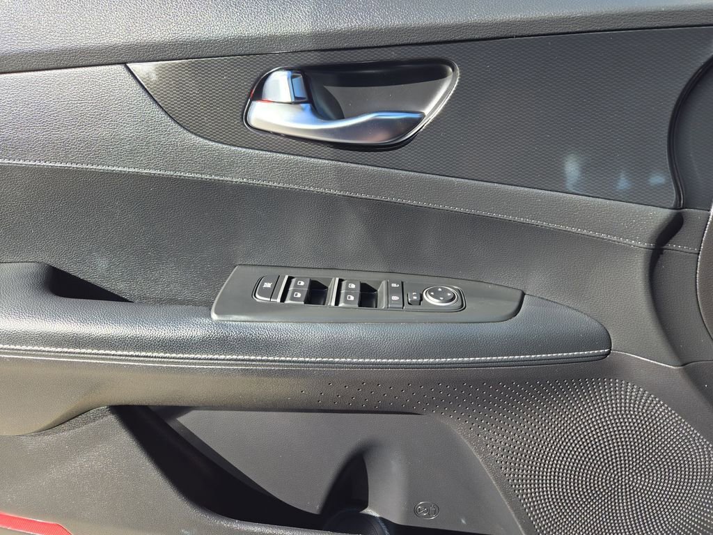 Used 2021 Kia Forte GT-Line w/ GT-Line Premium Package image 24