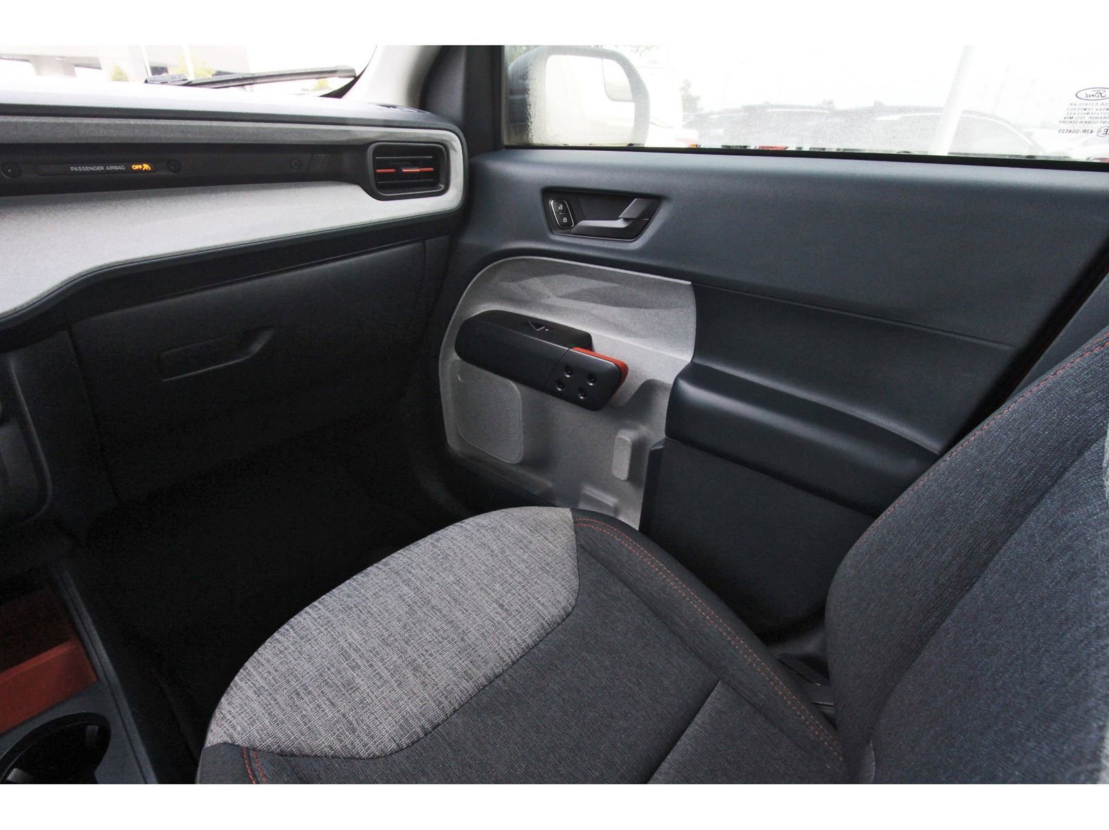 Used 2022 Ford Maverick XLT w/ Equipment Group 300A Standard image 13