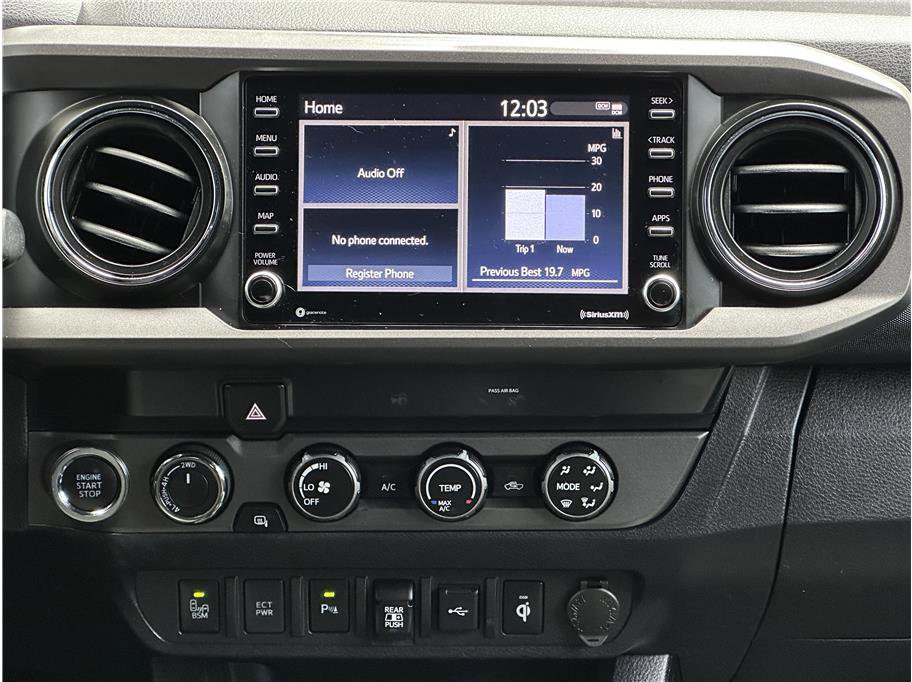 Used 2020 Toyota Tacoma TRD Off-Road w/ Technology Package image 23