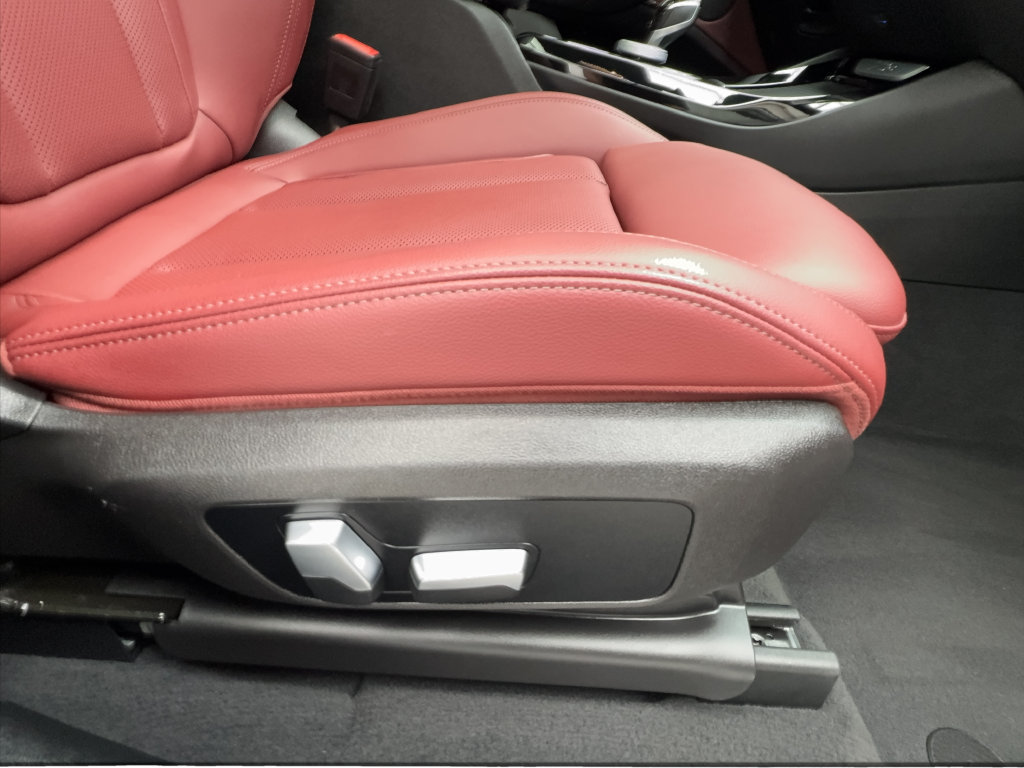 Used 2023 BMW X3 sDrive30i w/ Convenience Package RWD image 34
