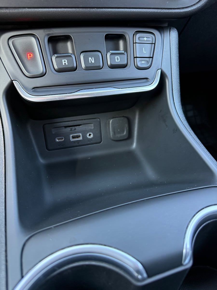 Used 2021 GMC Terrain SLT image 20