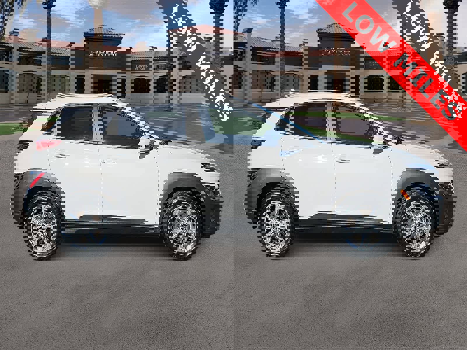 Used 2023 Hyundai Kona SEL image 9