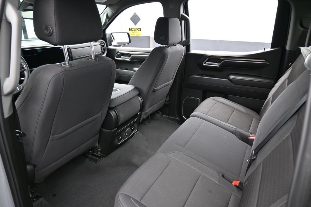 Used 2024 Chevrolet Silverado 1500 LT RWD image 34