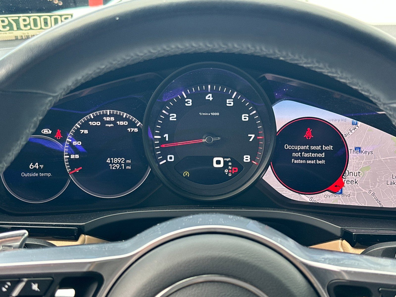 Certified 2023 Porsche Cayenne Platinum Edition image 24