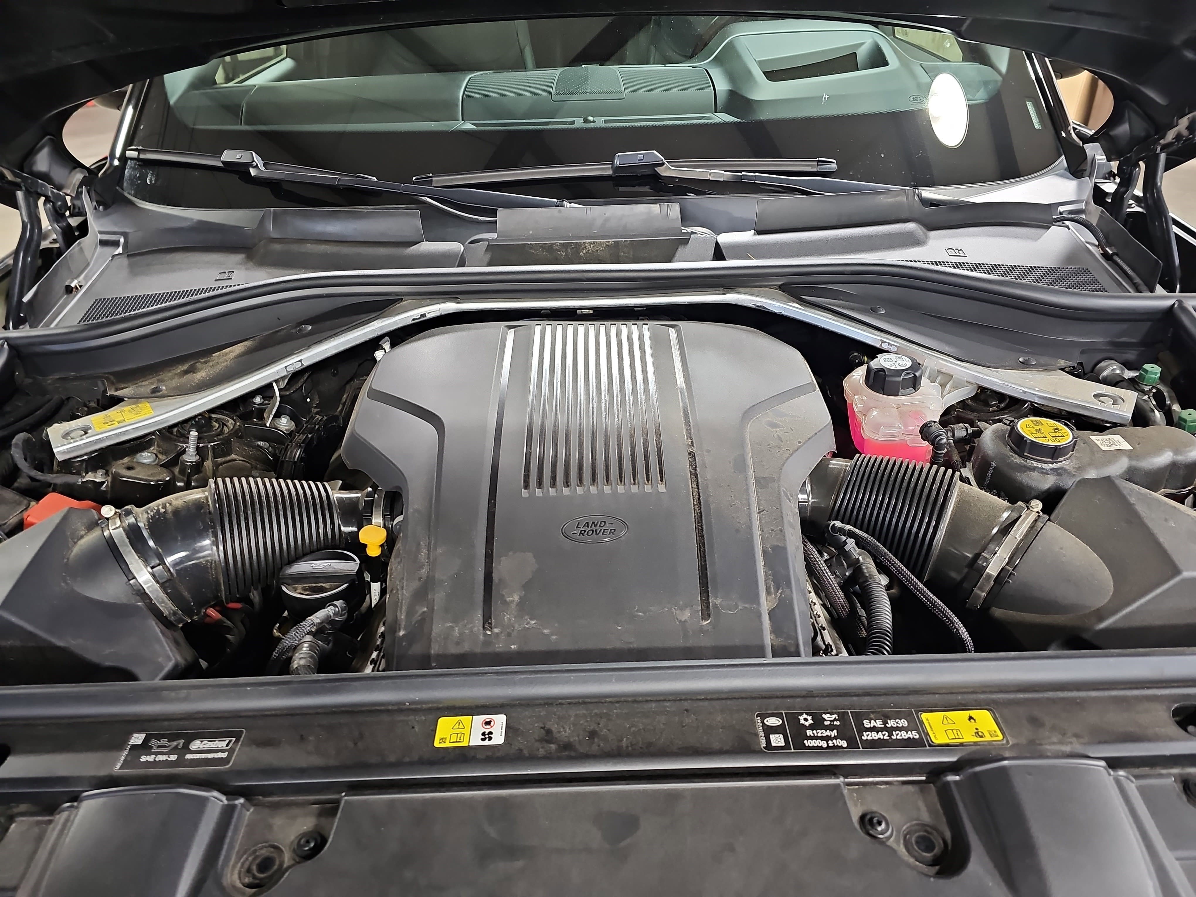 Used 2024 Land Rover Range Rover Long Wheelbase Autobiography image 33