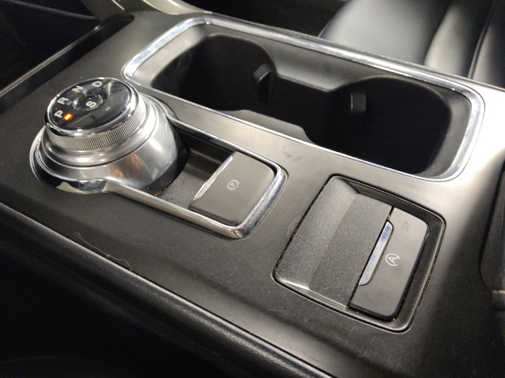 Used 2019 Ford Fusion SEL FWD image 26