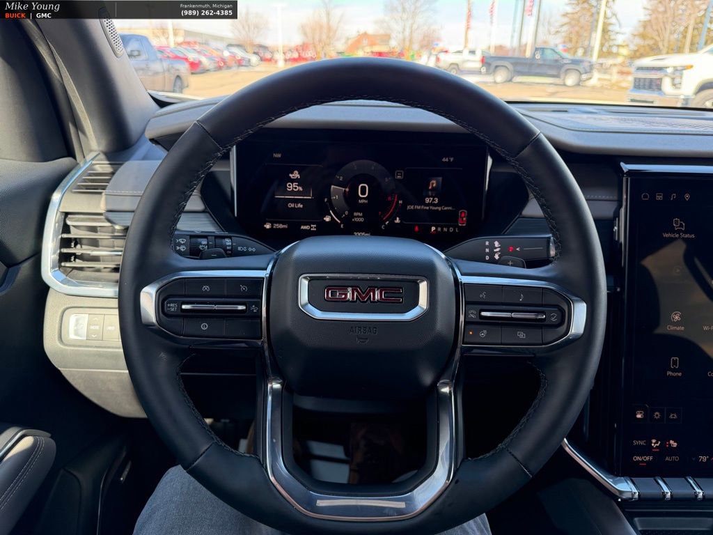 Used 2026 GMC Acadia Elevation image 24