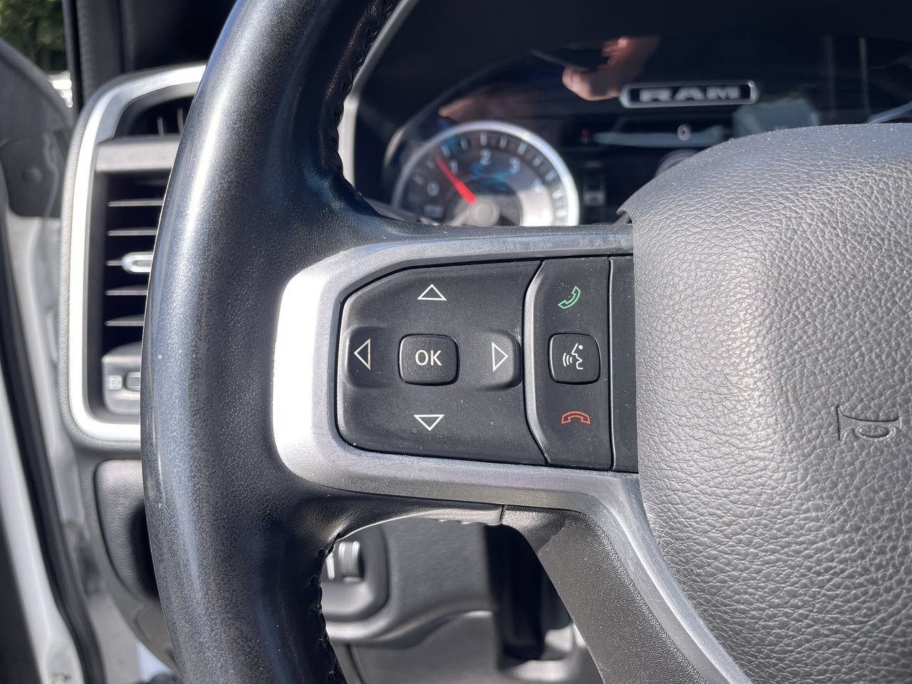 Used 2022 RAM 1500 Big Horn AWD/4WD image 25