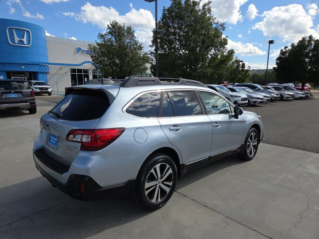 Used 2018 Subaru Outback 3.6R Limited AWD/4WD image 5