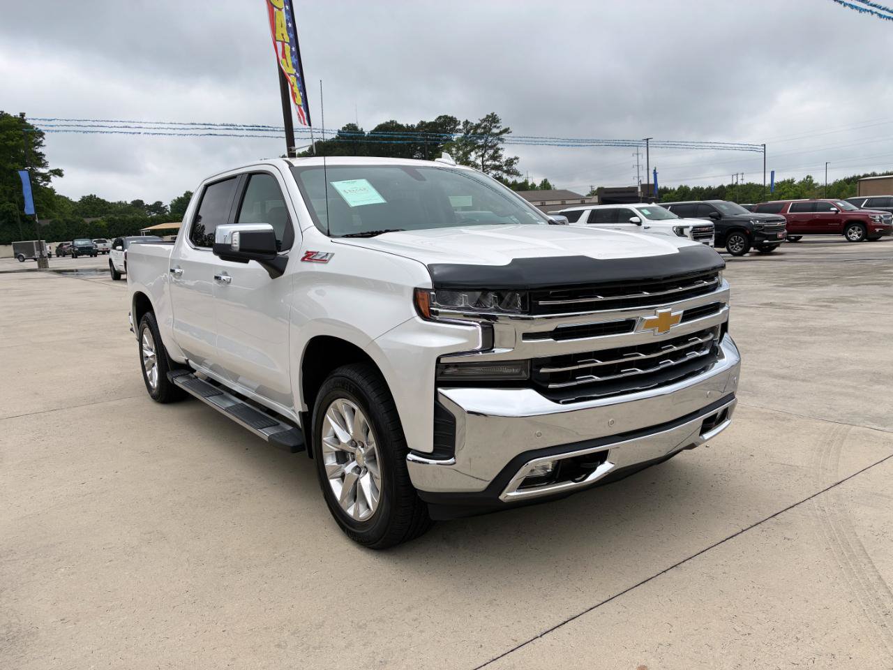 Used 2021 Chevrolet Silverado 1500 LTZ AWD/4WD image 4