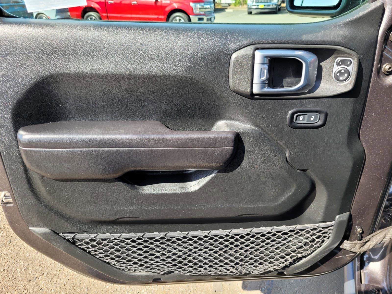 Used 2020 Jeep Gladiator Rubicon image 22