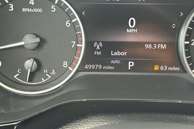 Used 2025 Nissan Pathfinder SV AWD/4WD image 27