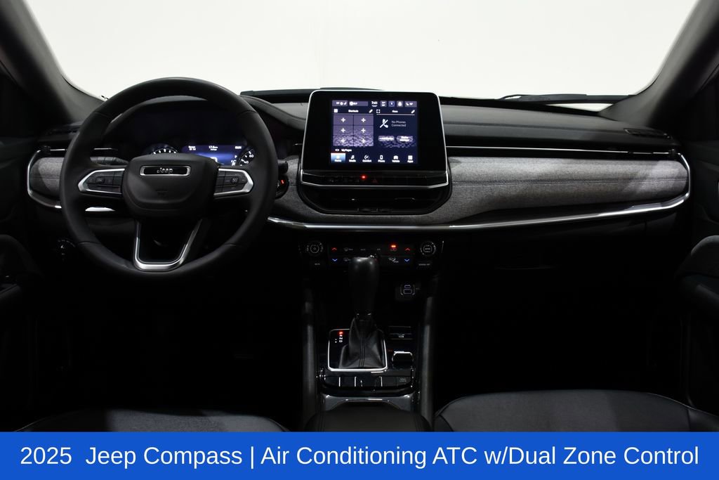 Used 2025 Jeep Compass Latitude w/ Sun & Sound Group AWD/4WD image 8