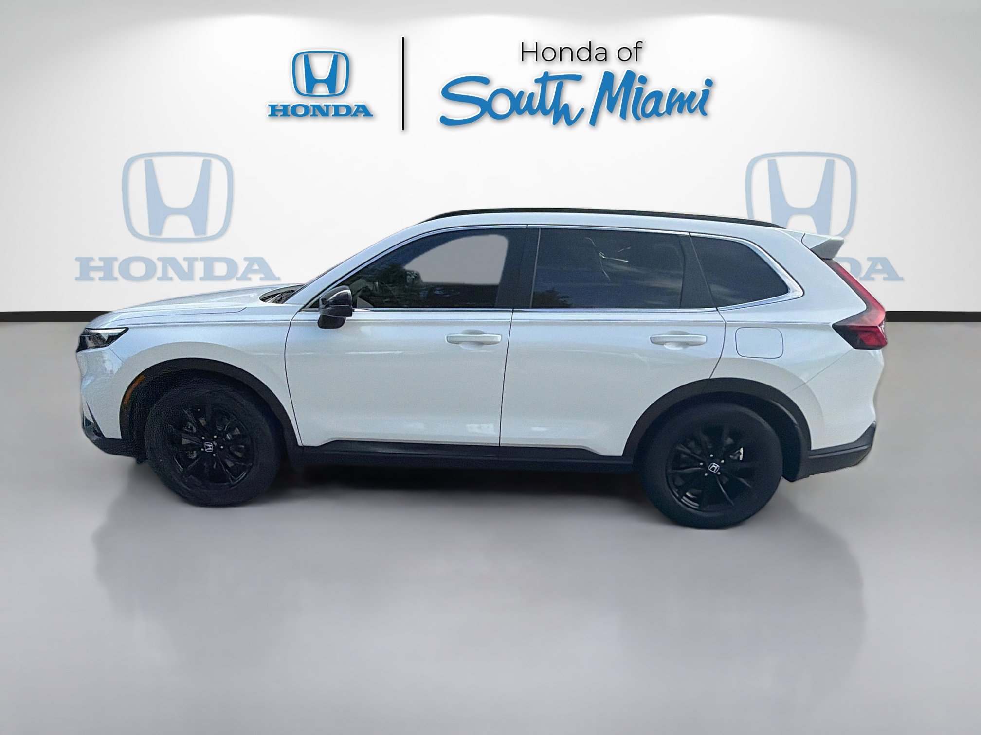 Used 2025 Honda CR-V Sport-L image 4