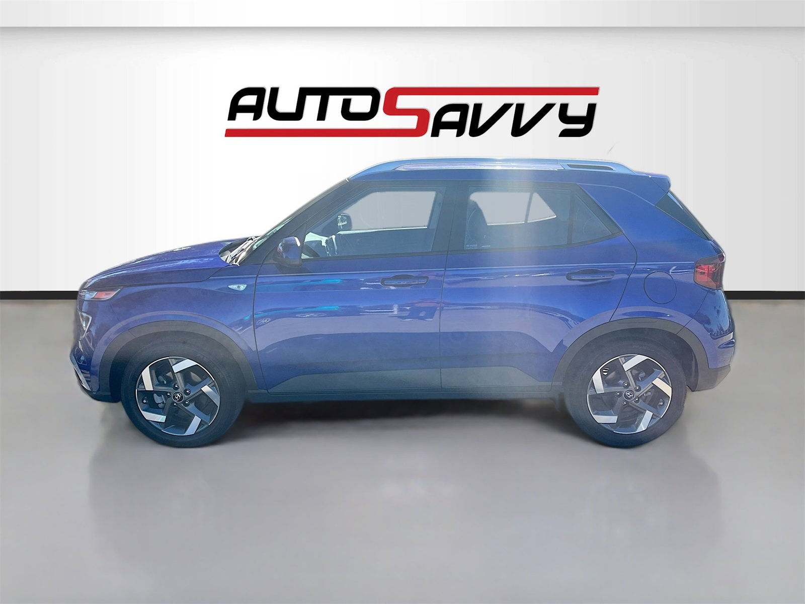 Used 2024 Hyundai Venue Limited image 4