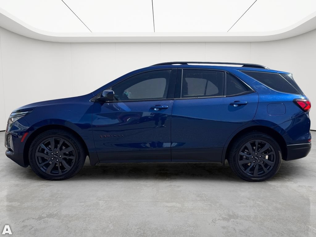 Used 2022 Chevrolet Equinox RS FWD image 3