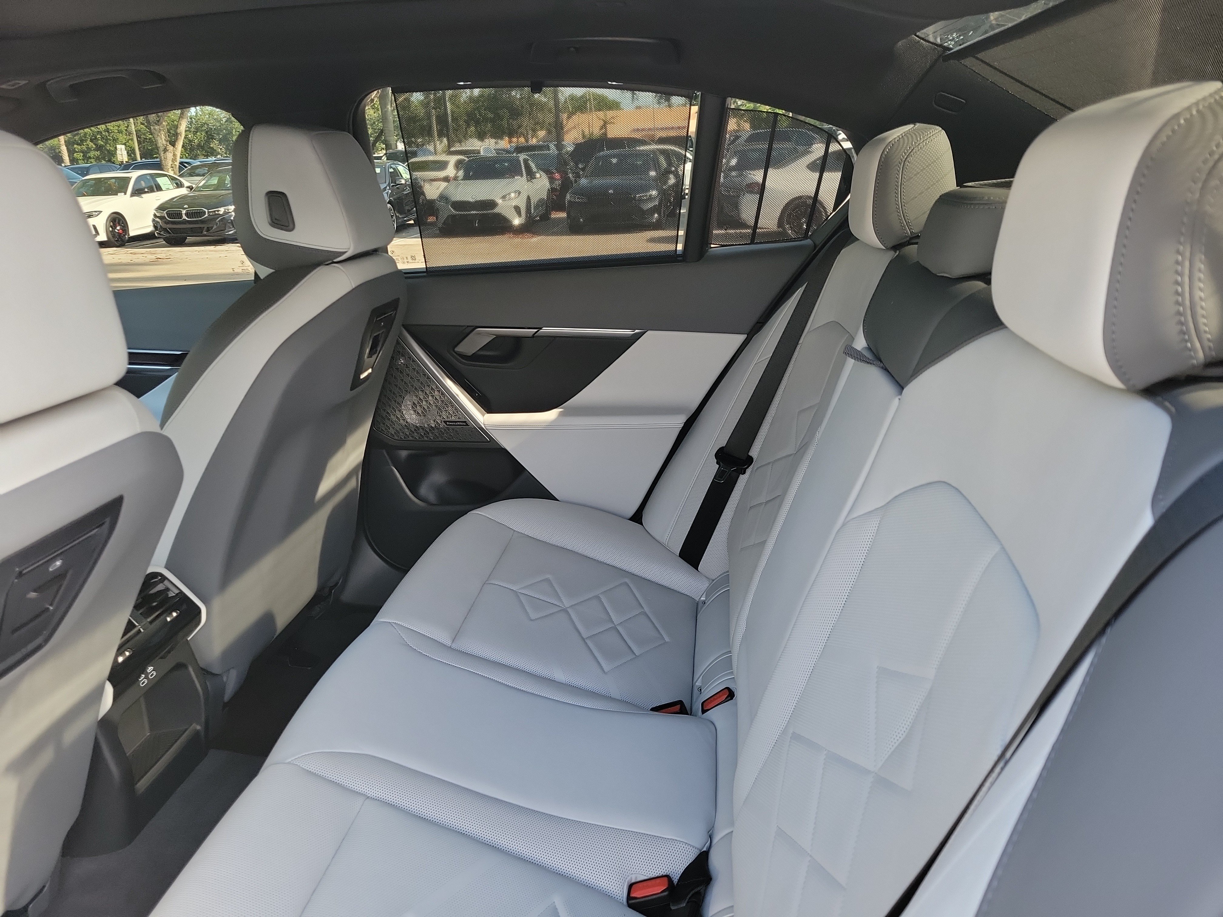 Used 2025 BMW i5 M60 w/ Executive Package AWD/4WD image 10