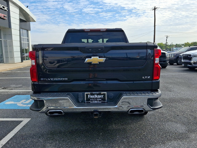 Certified 2022 Chevrolet Silverado 1500 LTZ w/ LTZ Convenience Package II AWD/4WD image 5