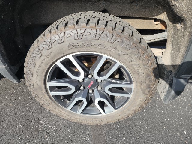 Used 2021 GMC Sierra 1500 AT4 w/ AT4 Preferred Package AWD/4WD image 5