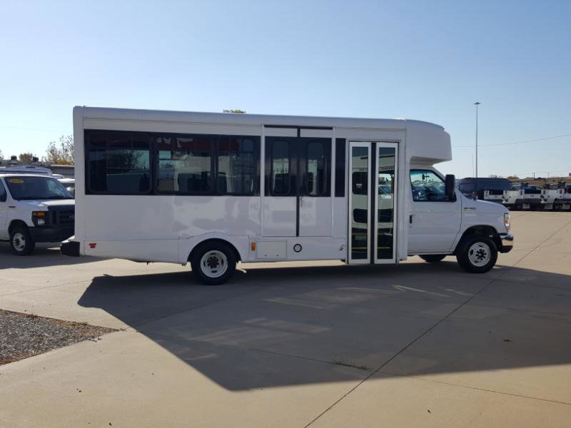 Used 2019 Ford E-450 and Econoline 450 Super Duty w/ Shuttle Bus Prep Package image 6