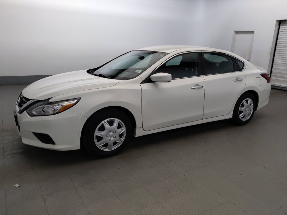 Used 2018 Nissan Altima 2.5 S w/ S Convenience Package FWD image 2