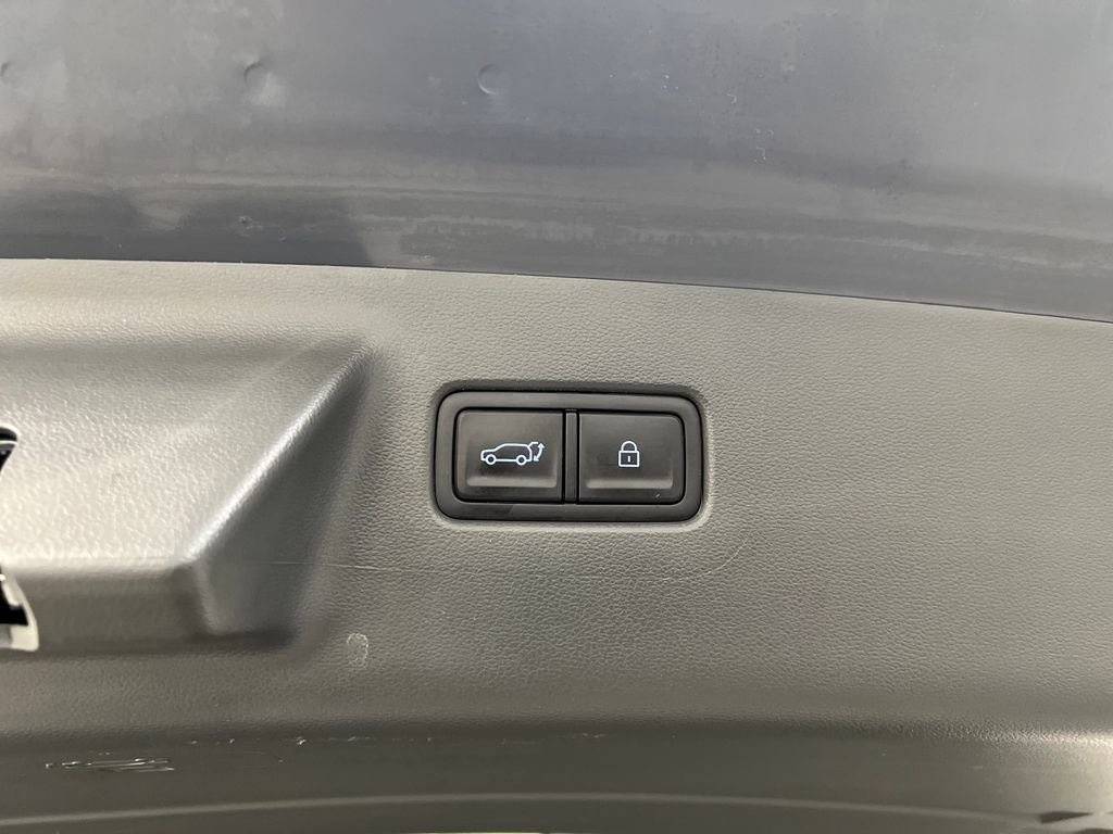 Used 2025 Hyundai Santa Fe SEL image 40