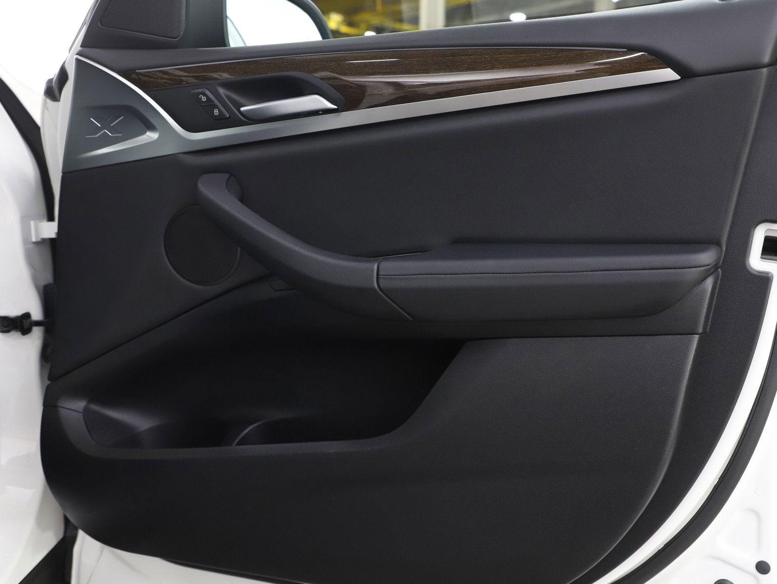 Used 2024 BMW X3 xDrive30i image 9