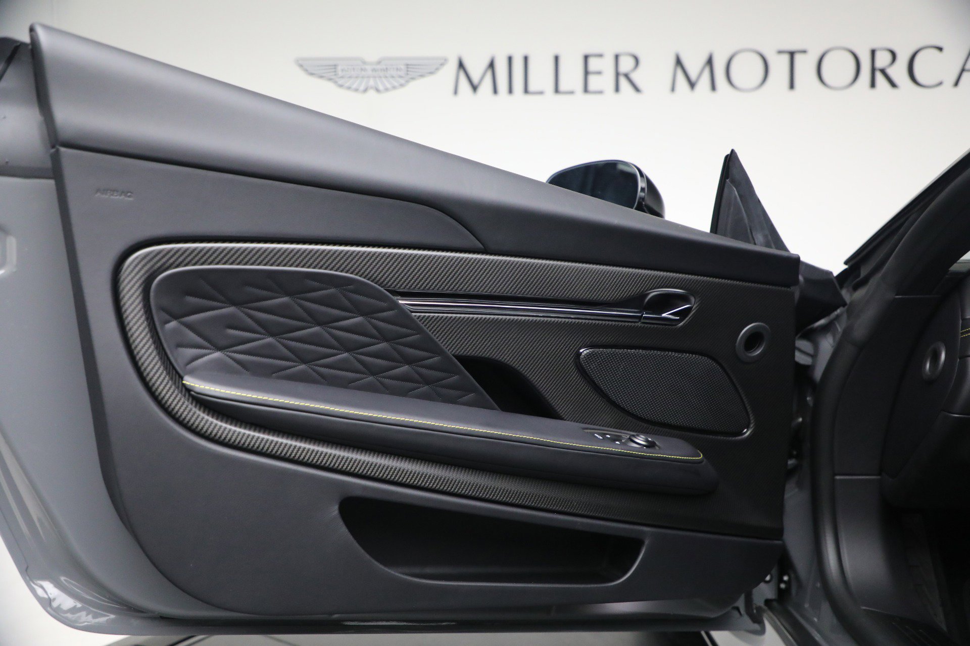 New 2026 Aston Martin DB12 Convertible image 25