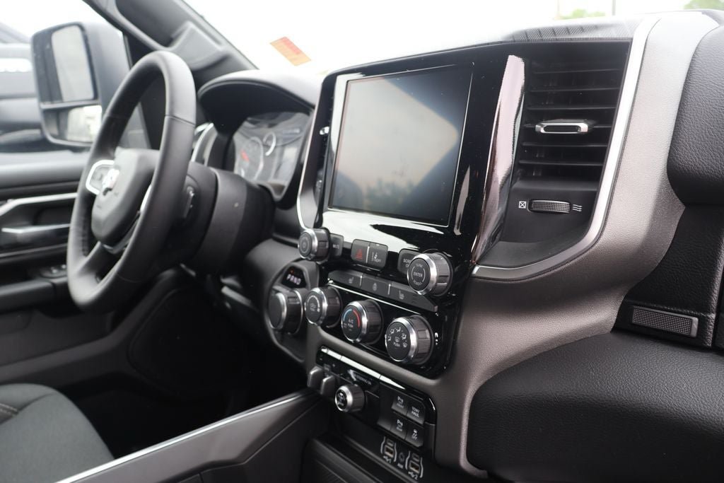New 2026 RAM 1500 Big Horn AWD/4WD image 16